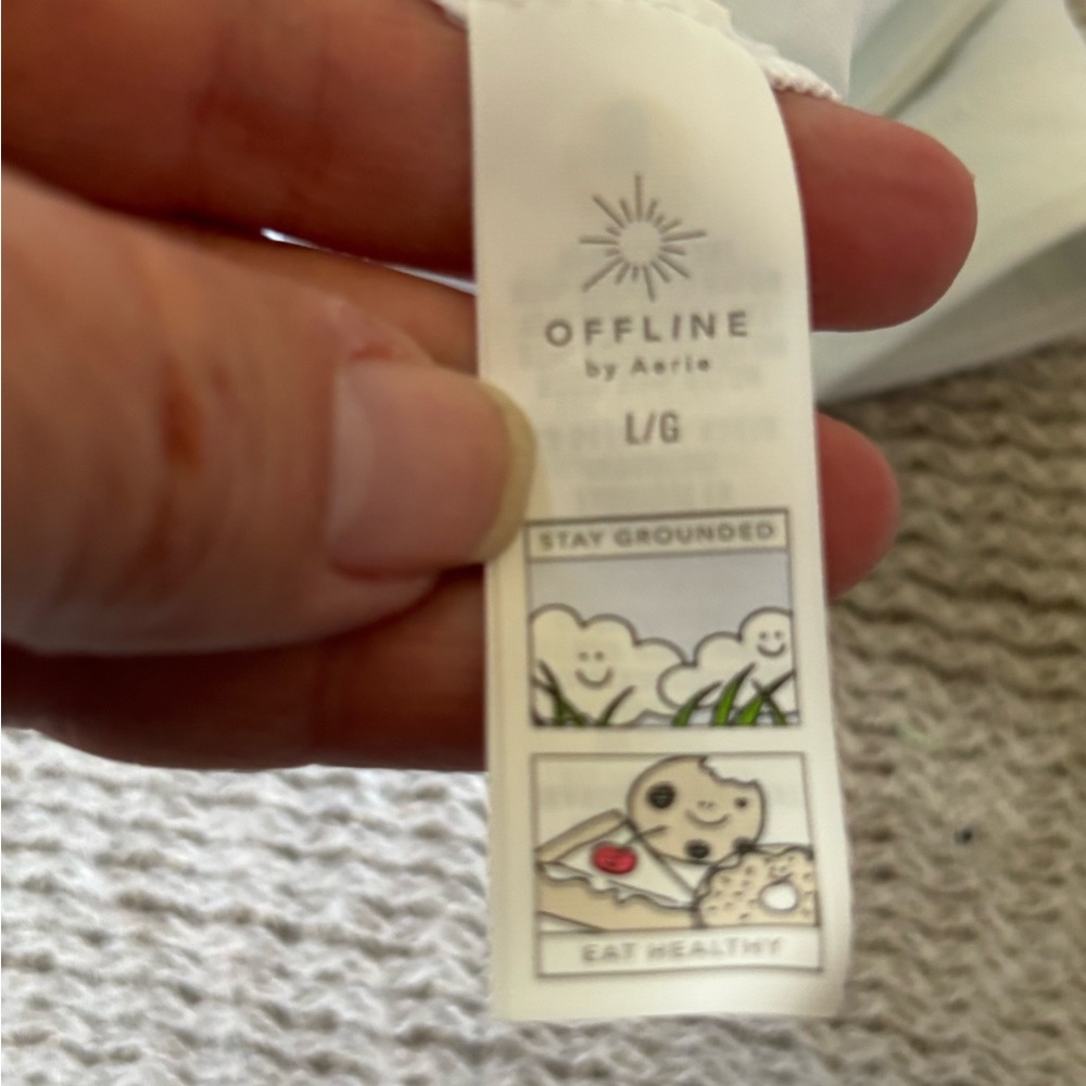 Offline by aerie Sweat Sesh White Scoop Neck Athletic Tank - Picture 3 of 6